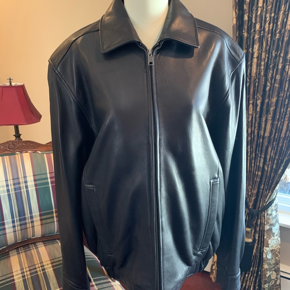 Roundtree and Yorke men’s leather jacket